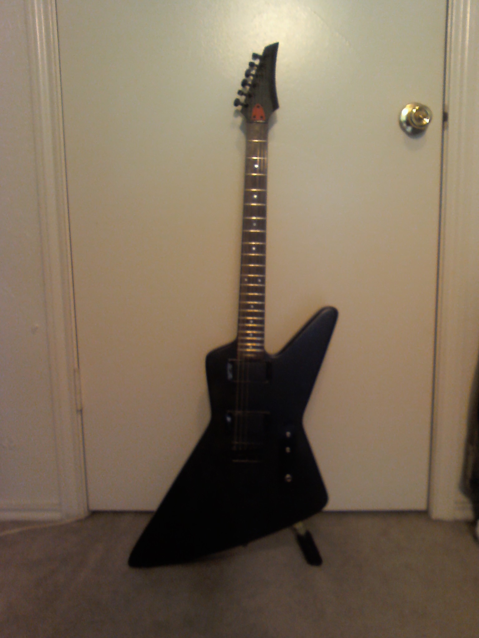 Painted
              Headstock, New Locking Tuners, Red Truss Cover, New
              Controls